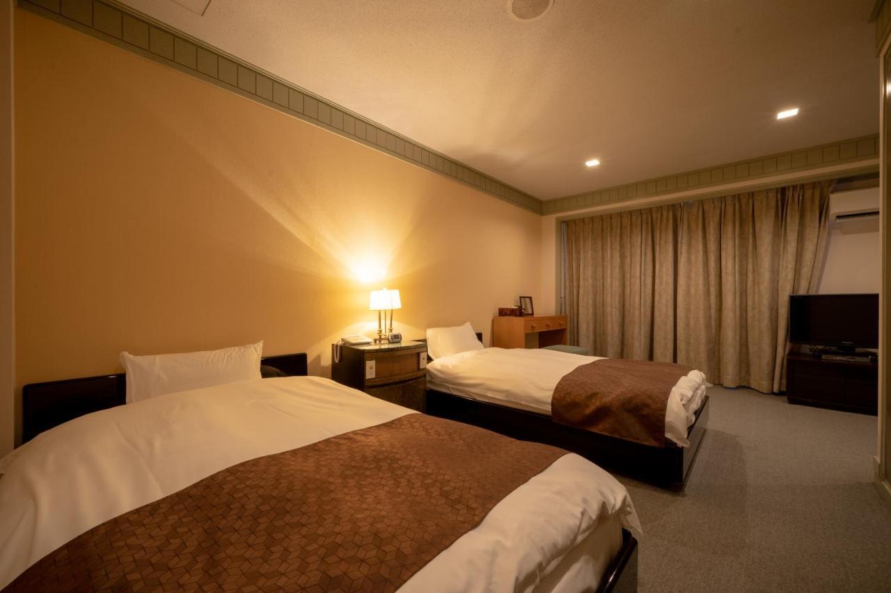 Kitsuregawa Country Club&Bihada Onsen Hotel Kitsuregawa Sakuyama Eksteriør billede
